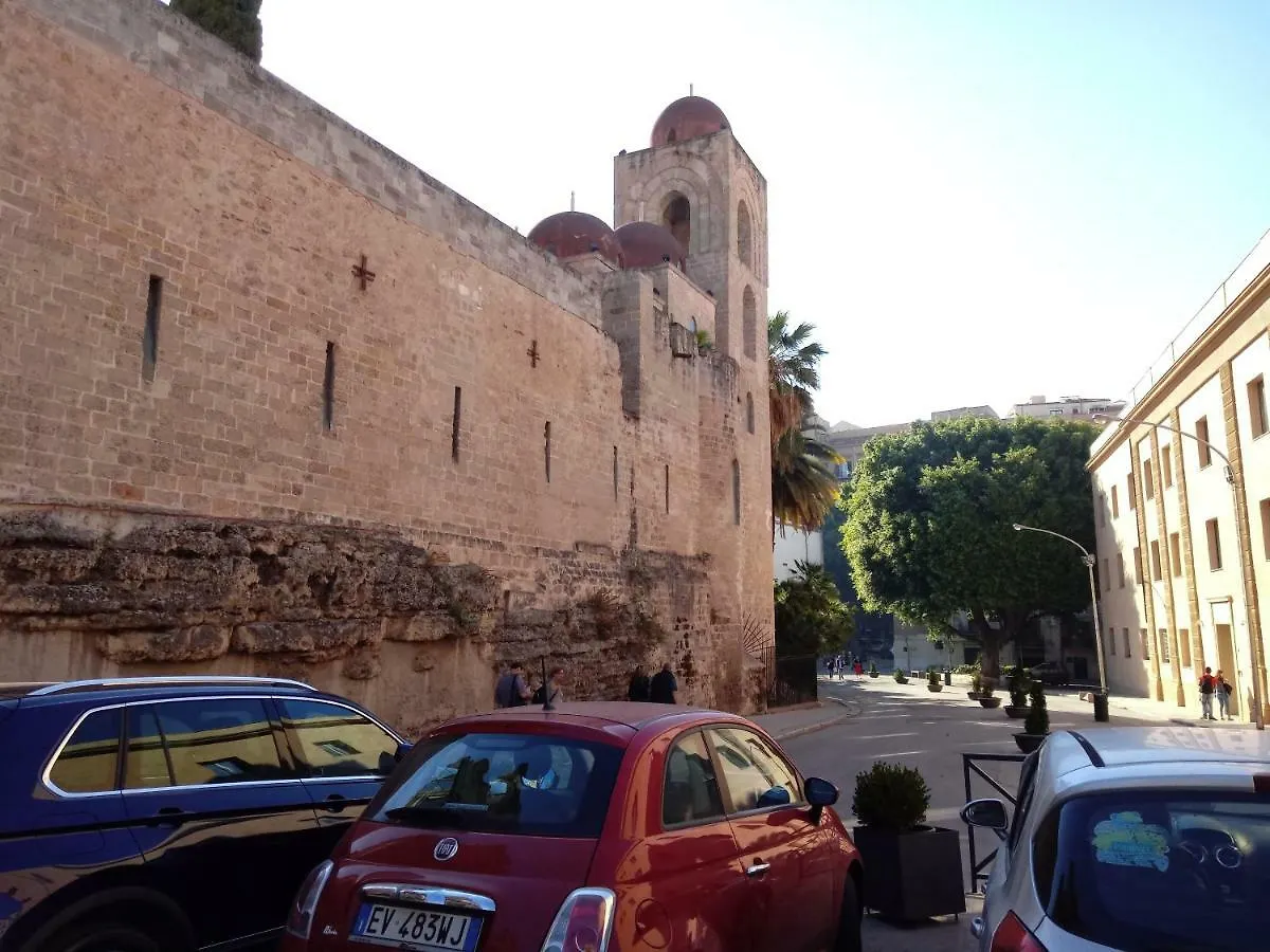 מלון פלרמו Casa Claudia 0*,  איטליה